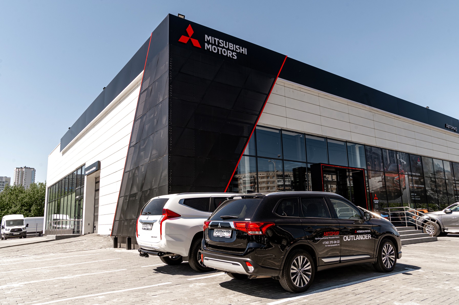 В Екатеринбурге открылся первый дилерский центр Mitsubishi Motors в новом формате