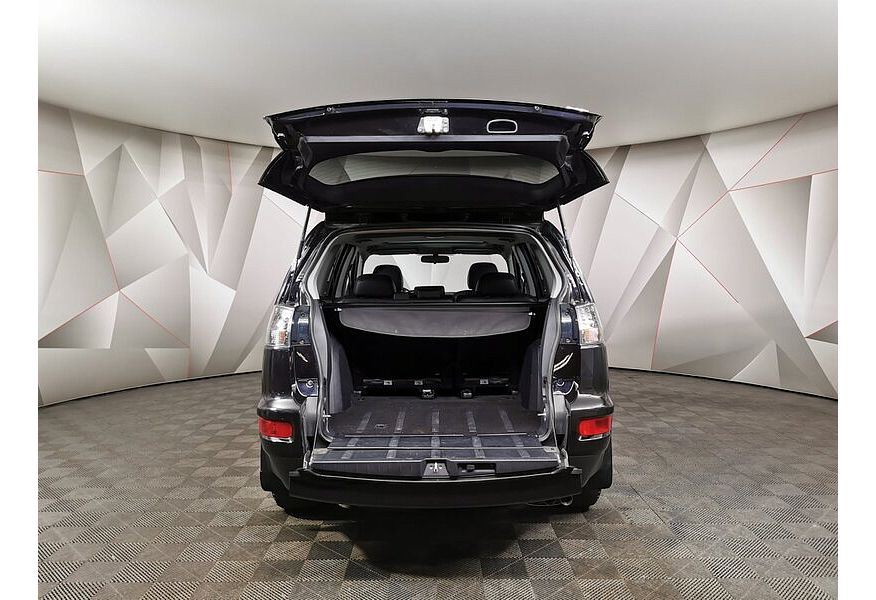 3.0 i V6 24V XL (220 Hp)