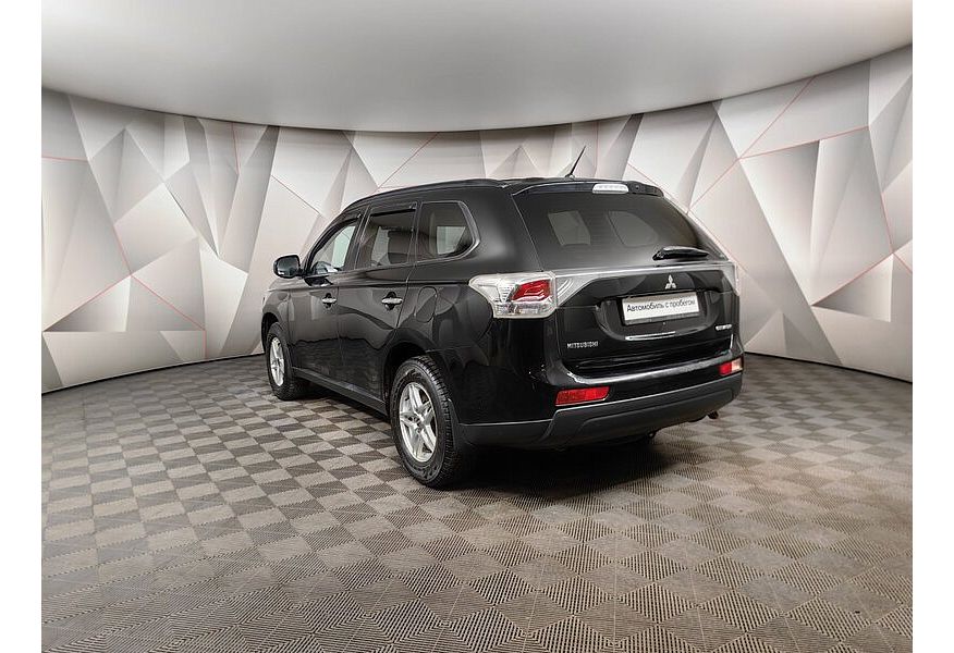 Outlander III RUS MIVEC 2.4 Instyle 4WD RUS CVT 2021 S21