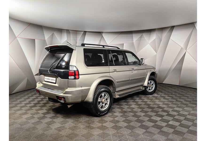 3.0 i V6 24V (170 Hp)