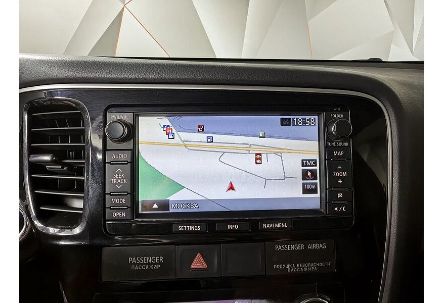 Outlander III RUS MIVEC 2.4 Instyle 4WD RUS CVT 2021 S21