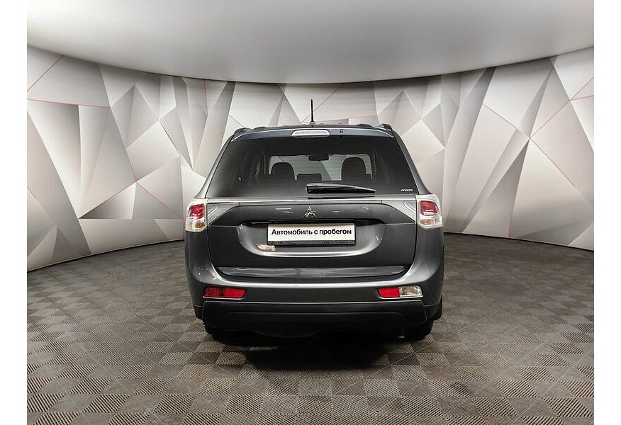 Outlander III RUS MIVEC 2.4 Instyle 4WD RUS CVT 2021 S21