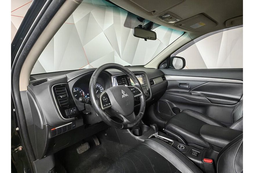 Outlander III RUS MIVEC 2.4 Instyle 4WD RUS CVT 2021 S21