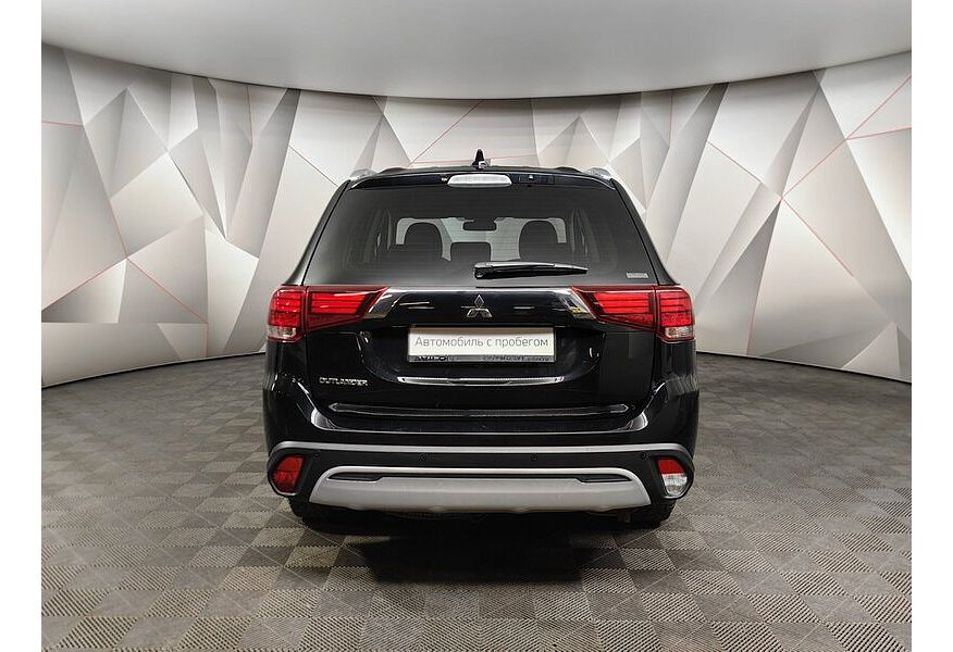 Outlander III RUS MIVEC 2.4 Instyle 4WD RUS (Yandex) CVT 2021 S09