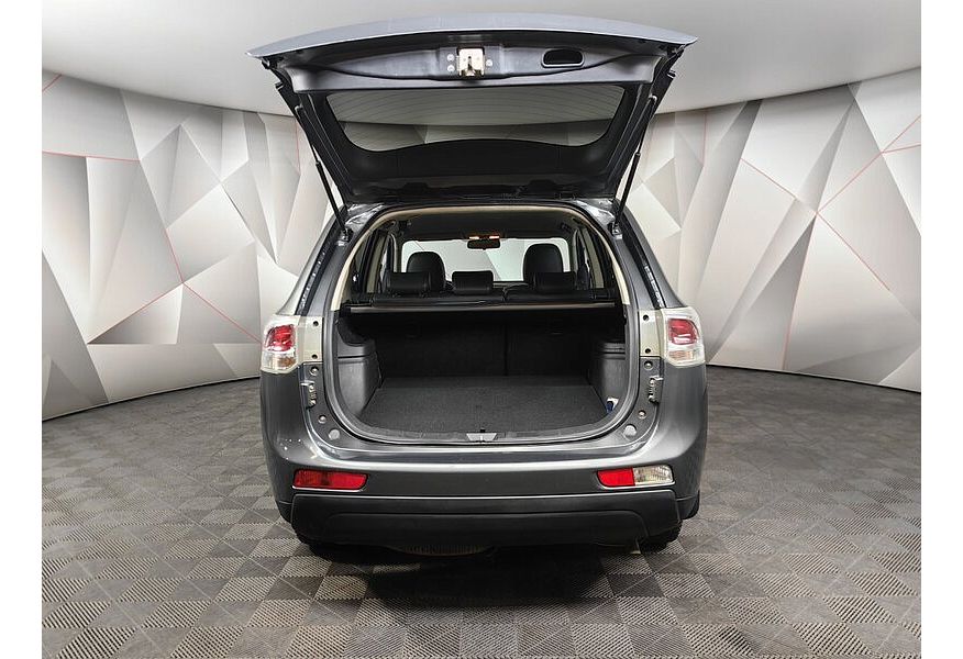 Outlander III RUS MIVEC 2.4 Instyle 4WD RUS CVT 2021 S21