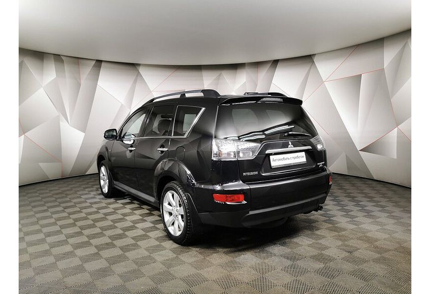 3.0 i V6 24V XL (220 Hp)