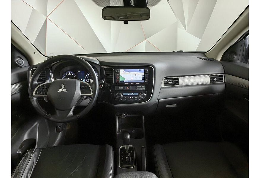 Outlander III RUS MIVEC 2.4 Instyle 4WD RUS CVT 2021 S21