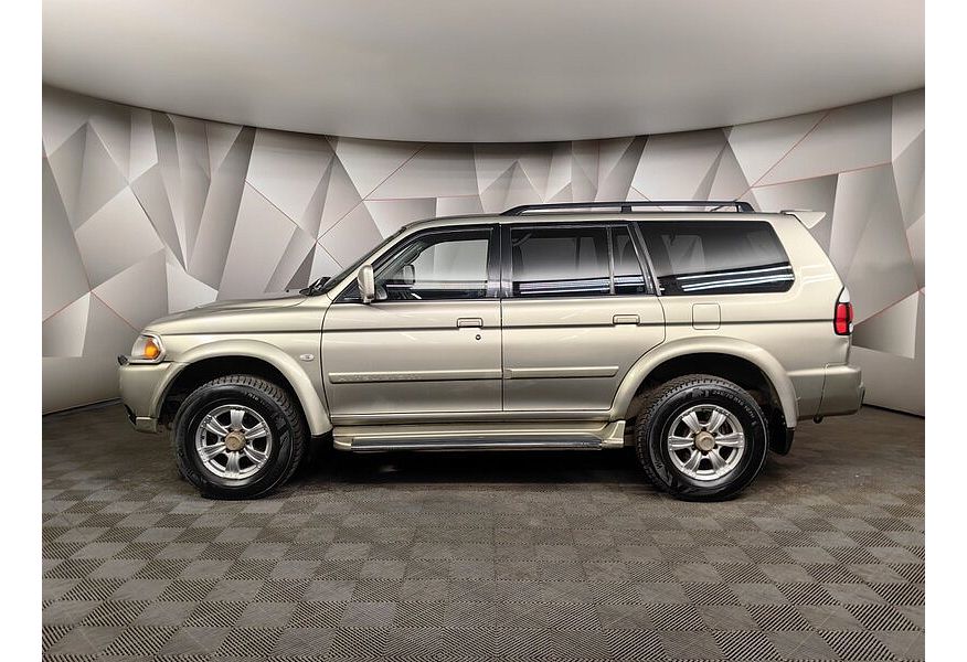 3.0 i V6 24V (170 Hp)