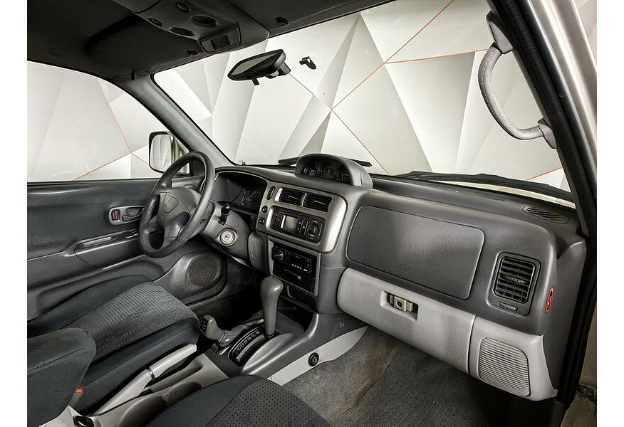 3.0 i V6 24V (170 Hp)