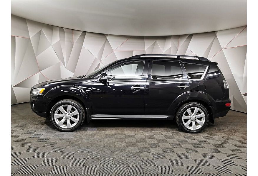 3.0 i V6 24V XL (220 Hp)