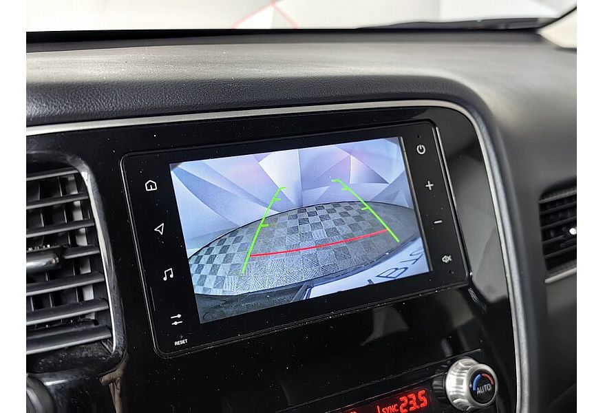 Outlander III RUS MIVEC 2.4 Instyle 4WD RUS (Yandex) CVT 2021 S09