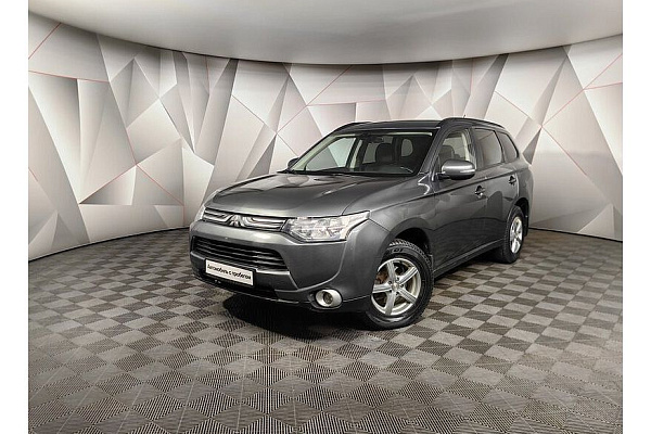 Outlander III RUS MIVEC 2.4 Instyle 4WD RUS CVT 2021 S21